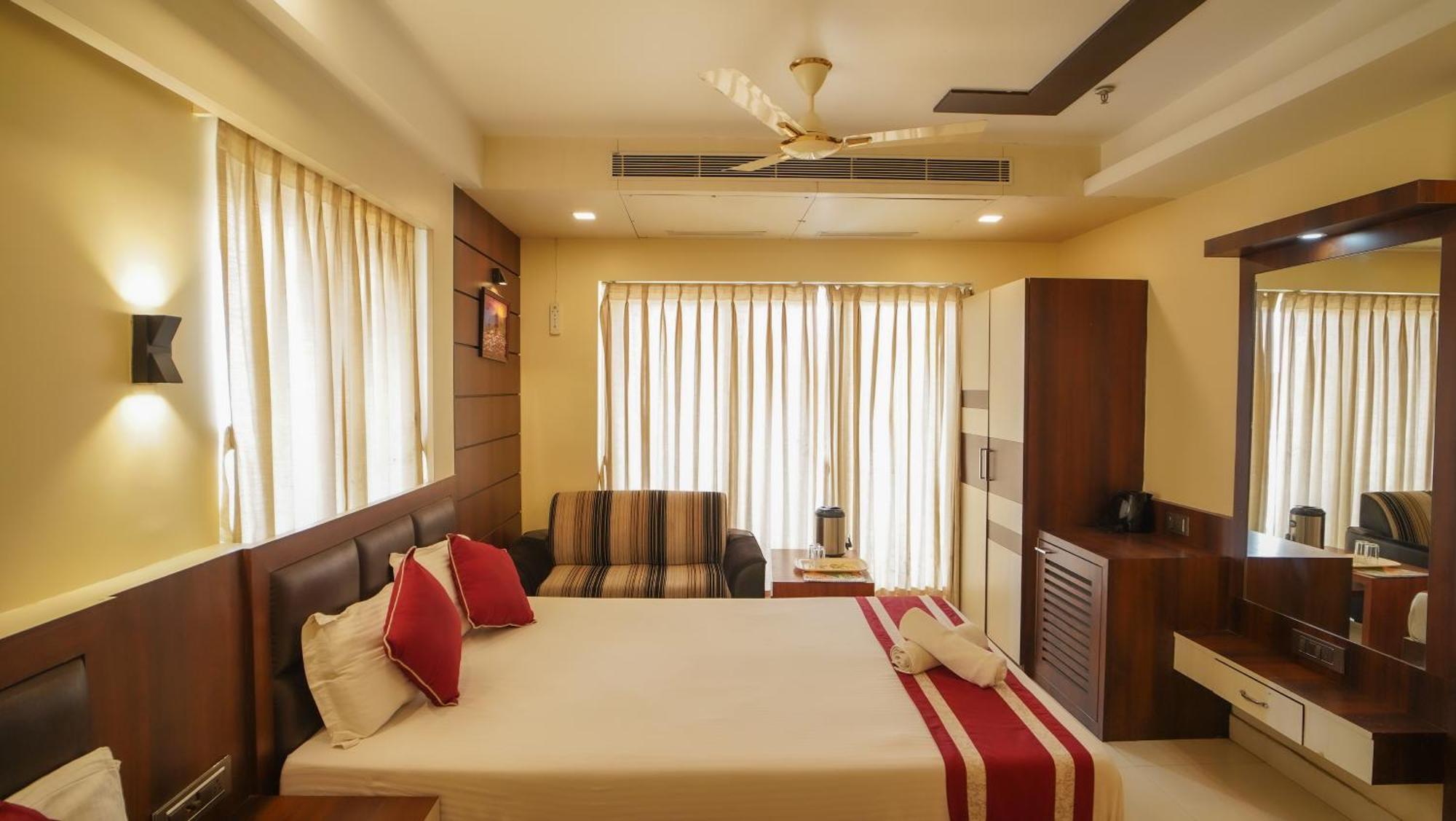 Hotel Mayuri !! Couple Friendly Family Hotel !! Digha  Εξωτερικό φωτογραφία