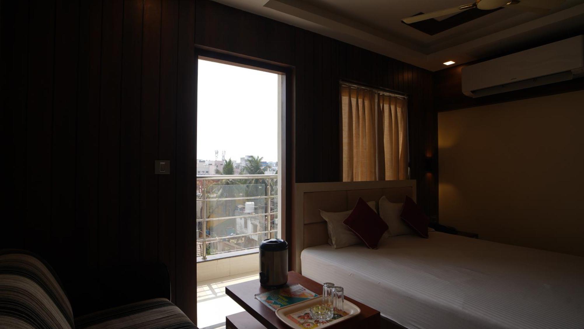 Hotel Mayuri !! Couple Friendly Family Hotel !! Digha  Εξωτερικό φωτογραφία